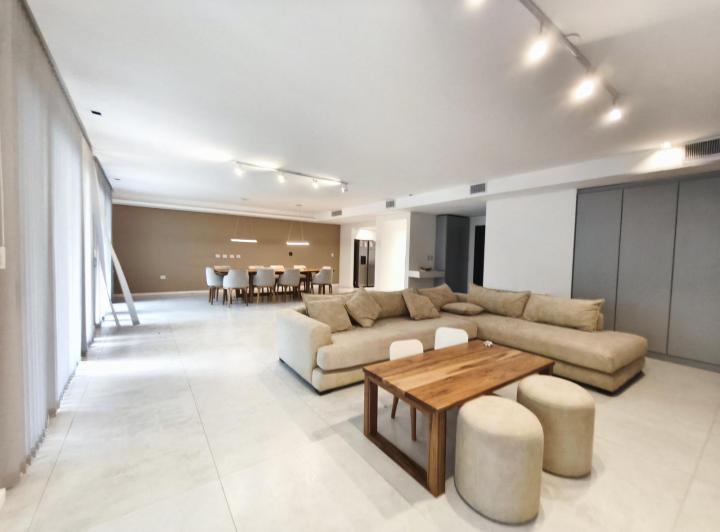 Departamento · 280m² · 6 Ambientes · 2 Cocheras