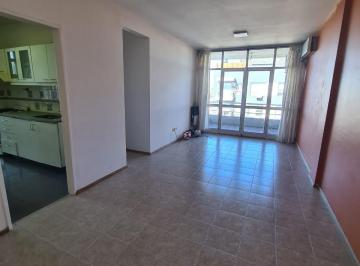 Edificio de 3 ambientes, La Matanza · Depto. 3 Ambientes con Balcón y Cochera
