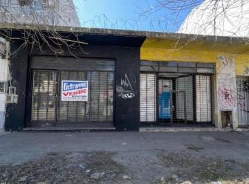 Casa · 90m² · 2 Ambientes · Venta Casa + Locales - Merlo