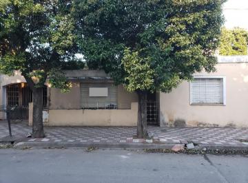 Casa · 120m² · 3 Ambientes · 1 Cochera · Casa en Nueva Italia