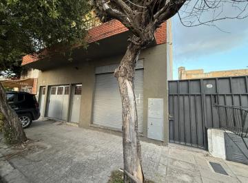 Departamento de 3 ambientes, La Matanza · Piso 3 Ambientes con Entrada Independiente, Patio y Terraza