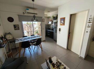 1 · Venta - Departamento - 2 Ambientes - Balcon - Caseros - Luminoso - Permuta - Apto Credito