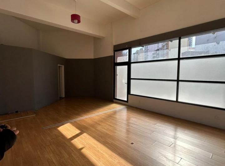Oficina comercial · 115m²