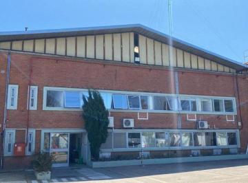 Depósito · 4000m² · Excelente Deposito en Alquiler Sobre Roca de 4500 m² Cub Totales y 3500 m² de Playa Maniobras