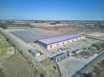 Depósito · 1070m² · Centro Logistico Para Pymes, con Unidades a Partir de Los 700 m². con Todos Los Servicios.