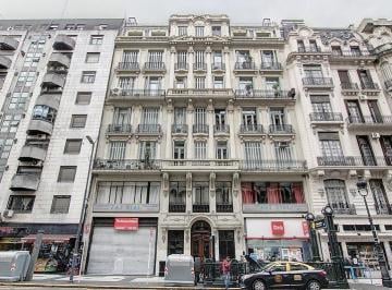Local comercial · 479m² · Venta con Renta. Local Emplazado en La Emblematica Av de Mayo en La Zona de Congreso