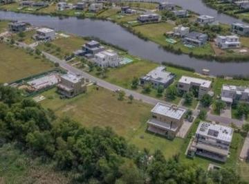 Terreno · 866m² · Excelente Lote en Venta en El Naudir.