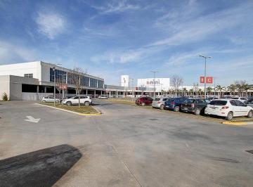 Local comercial · 60m² · 300 Cocheras · Locales a Estrenar en Centro Comercial Sobre Autopista del Oeste con Seguridad 24 Hs Parking