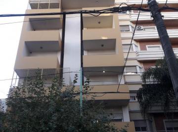 Departamento de 2 ambientes, La Matanza · Dpto 2 Amb. Al Frente C/balcón y Cochera Cubierta - Ramos Centro