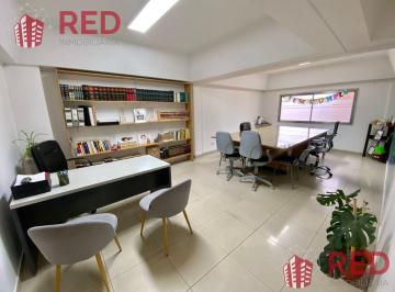 Oficina comercial · 136m² · 5 Ambientes · Vende Oficina en Centro de Neuquén