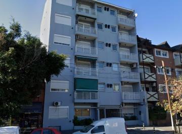 Departamento · 60m² · 3 Ambientes · 1 Cochera · Departamento - Sarandi