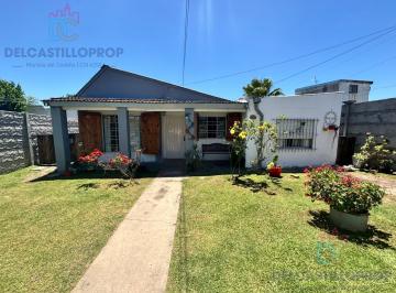 Casa · 384m² · 7 Ambientes · Casa en Don Torcuato