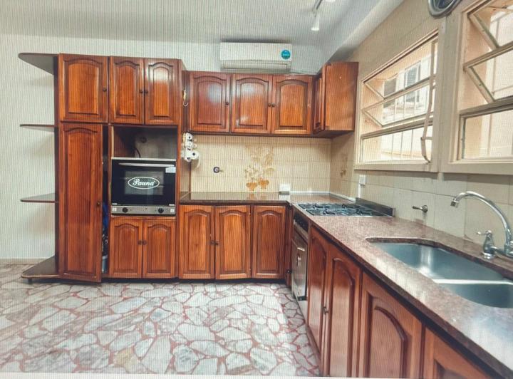 Casa en venta en Villa del Parque · 7 ambientes