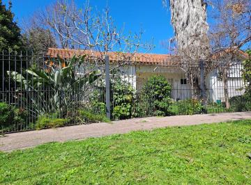 Casa de 5 ambientes, Morón · Venta Casa 5 Ambientes en El Palomar a Reciclar