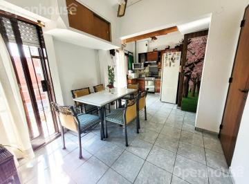 PH · 49m² · 3 Ambientes · PH 3 Amb C/ 2 Balcones y Terraza Compartida - Mataderos