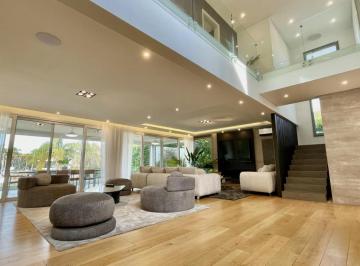 Casa · 450m² · 6 Ambientes · 3 Cocheras · Casa en Alquiler en El Yacht, Nordelta