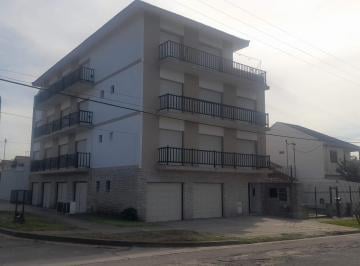Departamento · 70m² · 2 Dormitorios · 1 Cochera · Departamento Tres Ambientes con Cochera