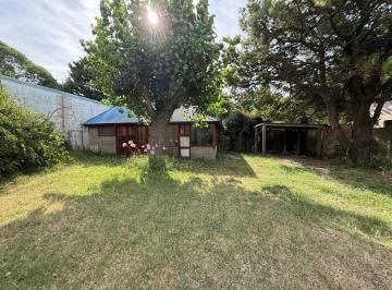 Casa · 50m² · 2 Ambientes · 1 Cochera · Casa en Venta a m de La Laguna de Mar Chiquita - Lote de 541 m²