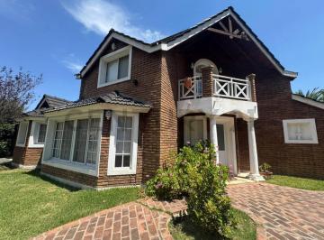 Casa · 140m² · 5 Ambientes · 2 Cocheras · Venta Casa 5 Ambientes en Country Banco Provincia