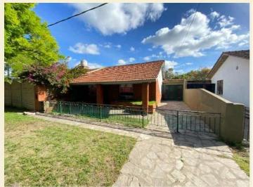 Casa de 5 ambientes, La Plata · Casa con Pileta