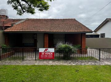 Casa de 5 ambientes, La Plata · Casa con Pileta
