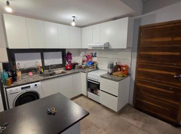 Casa · 63m² · 2 Dormitorios · 1 Cochera · Duplex en Venta - Apta a Credito - Villa Arauca - Maipu