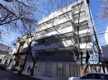 Departamento de 1 ambiente, Caballito · Valle 200 - Apto Profesional - Excelente Ubicacion