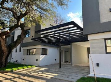 Casa de 4 ambientes, Córdoba · Arguello a Estrenar Venta Dúplex 3 Dorm Housing