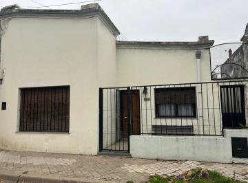 Casa · 112m² · 5 Ambientes · Venta Casa en Parque Casado