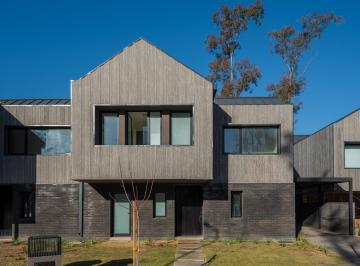 Casa de 4 ambientes, Malagueño · Sustentabilidad y Diseño | Casa a Estrenar 218 m² en Nuevo Malagueño