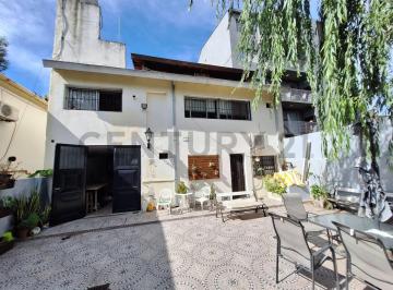 Casa · 315m² · 7 Ambientes · 3 Cocheras · Casa de 5 Dorm. y Local en Venta, Tigre Centro