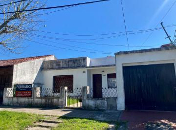 Casa de 3 ambientes, Lomas de Zamora · Casa en Alquiler