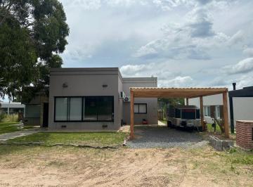 Casa de 4 ambientes, Costa Esmeralda · Ecuestre 274 P/6 Pax C/pileta