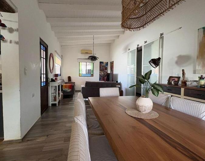 Casa · 175m² · 4 Ambientes · 3 Cocheras