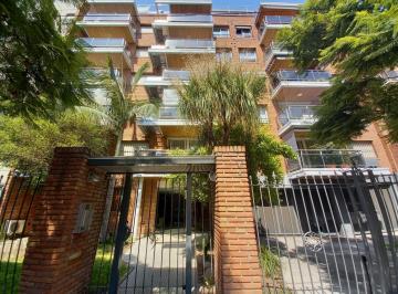 Departamento de 4 ambientes, Morón · Departamento 4 Ambientes con Cochera y Terraza en Castelar