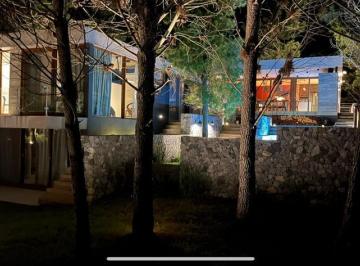 Casa de 6 ambientes, Costa Esmeralda · Senderos IV 316 P/10 Pax C/pileta, 5 Dorm, 2 en Suite, Mas Playroom