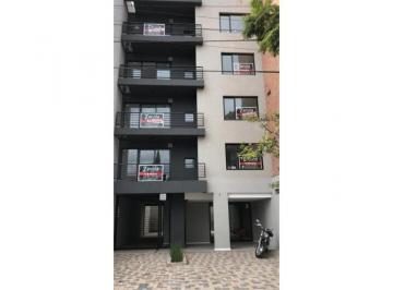 Departamento de 2 ambientes, Morón · Alquiler Temporario de 2 Ambientes en Castelar Norte