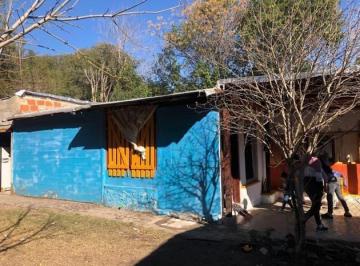 Casa de 4 ambientes, Unquillo · Dos Propiedades en un Terreno - Unquillo Cordoba - en Venta