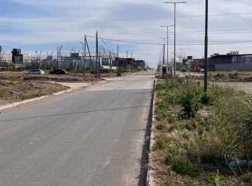 Terreno · 360m² · Docta Parque Apto Comercio