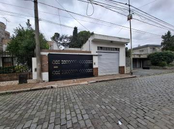 Casa de 1 ambiente, Morón · Oportunidad! Zona Ward! Constructores! Casa Antigua 3 Ambientes con Local