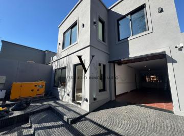 Casa de 6 ambientes, Lomas de Zamora · Venta Casa 6 Ambientes en Lomas de Zamora