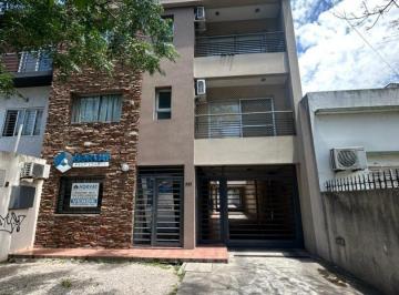 Departamento · 42m² · 2 Ambientes · 1 Cochera · Alquiler Departamento Merlo Centro Cochera