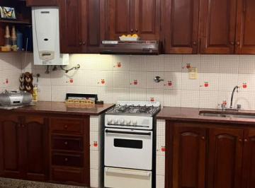 Departamento de 2 ambientes, Lanús · ¡Departamento en Venta de 2 Amb en Lanus Oeste con Patio Descubierto!