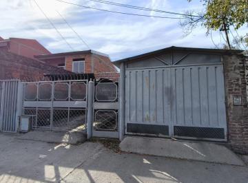Casa de 5 ambientes, Lomas de Zamora · Casa en Venta – Villa Fiorito – Terreno Amplio y Potencial de Desarrollo