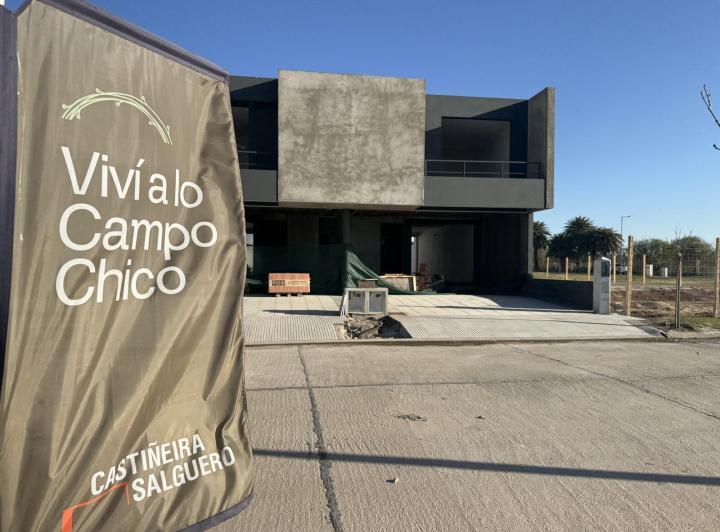 Casa · 150m² · 4 Ambientes · 2 Cocheras