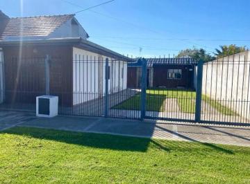 Imagen1 · Chalet Cuatro Ambientes en Barrio Mundialista