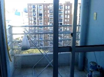 Departamento de 2 ambientes, La Boca · Luminoso Depto 47 m² en Piso 11 con Balcón 1,5 m², Vista Abierta Lateral