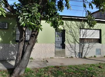Casa de 4 ambientes, Granadero Baigorria · Casa Zona Residencial Granadero Baigorria