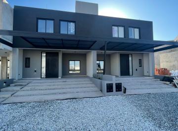 Casa de 6 ambientes, Córdoba · Colinas de Manantiales Dupkex 1 Categoría a Estrenar Super Amplios