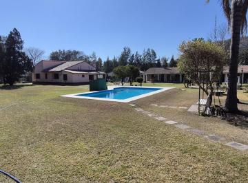 Casa · 217m² · 7 Ambientes · 3 Cocheras · Casa en Cerrillos a m de Ruta 68